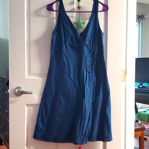 Patagonia active dress size 8 Blue